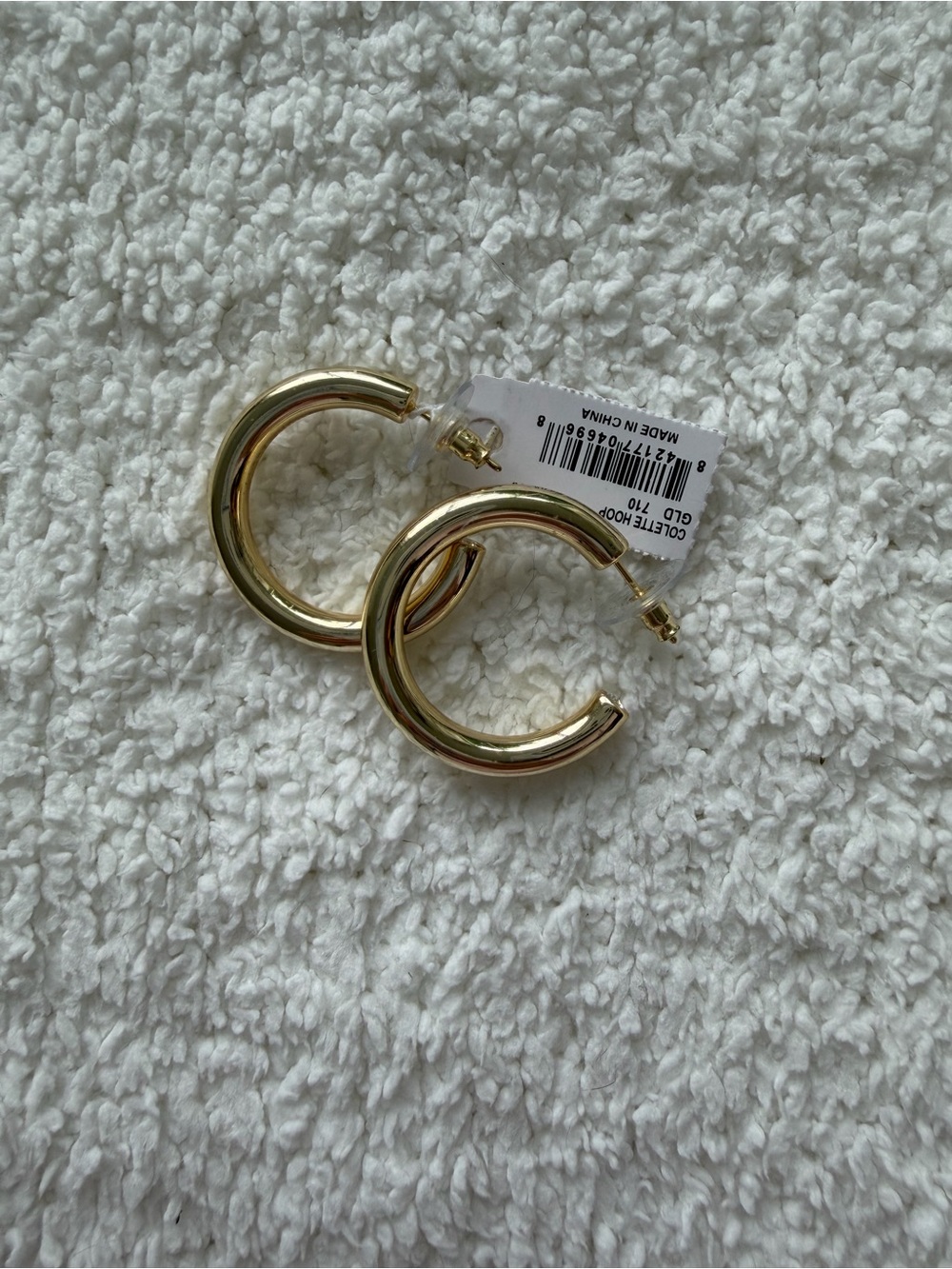 Kendra Scott Colette Gold Hoop Earrings - Polished Chunky Hoops - Picture 4 of 4